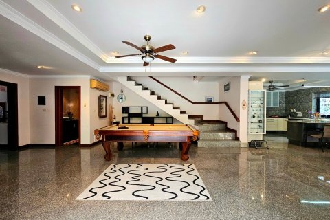 Villa in Hua Hin, Thailand 3 bedrooms № 168972 - photo 7