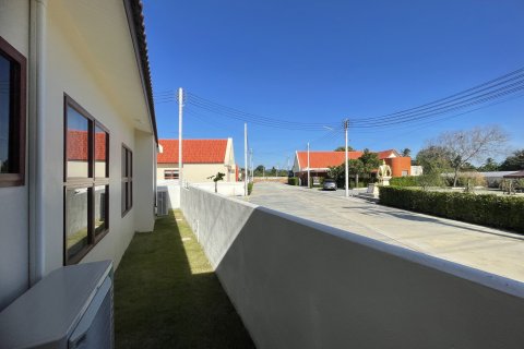 Villa in Hua Hin, Thailand 2 Schlafzimmer № 222652 - Foto 12