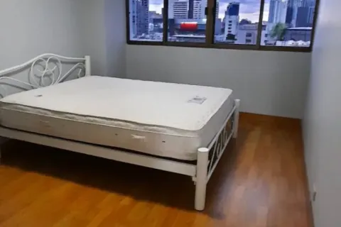 Condo in Watthana, Bangkok, Thailand, 3 bedrooms № 160717 - photo 9