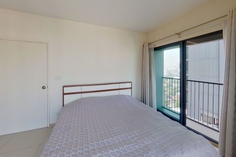 Studio in the Condo in Khlong Toei, Bangkok, Thailand  № 160719 - photo 4