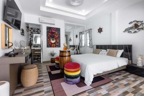 Villa in Phuket, Thailand 5 bedrooms № 160722 - photo 21