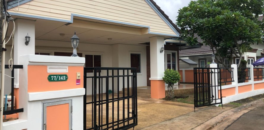 House in Pattaya, Thailand 3 bedrooms № 148420