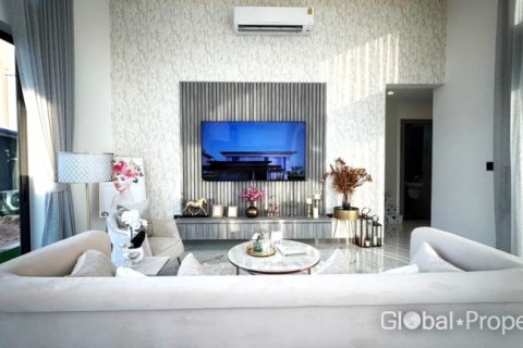 House in Pattaya, Thailand 3 bedrooms № 117210 - photo 15