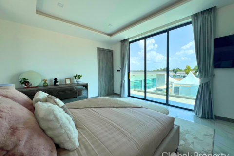 House in Pattaya, Thailand 3 bedrooms № 117210 - photo 29