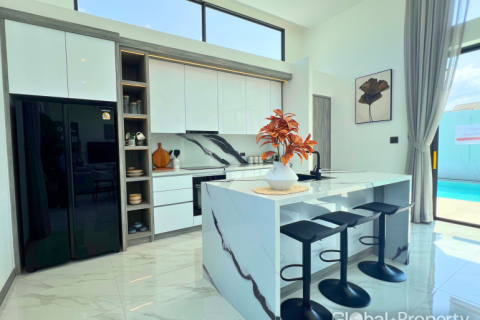 House in Pattaya, Thailand 3 bedrooms № 117210 - photo 11