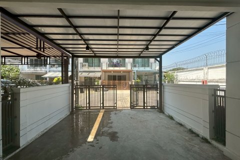 Townhouse in Suan Luang, Bangkok, Thailand 3 bedrooms № 169024 - photo 21