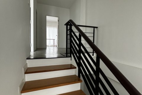 Townhouse in Suan Luang, Bangkok, Thailand 3 bedrooms № 169024 - photo 7