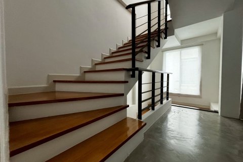 Townhouse in Suan Luang, Bangkok, Thailand 3 bedrooms № 169024 - photo 11