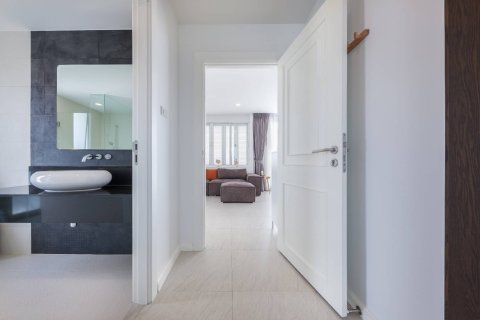 Condo in Hua Hin, Thailand, 2 bedrooms  № 169026 - photo 14