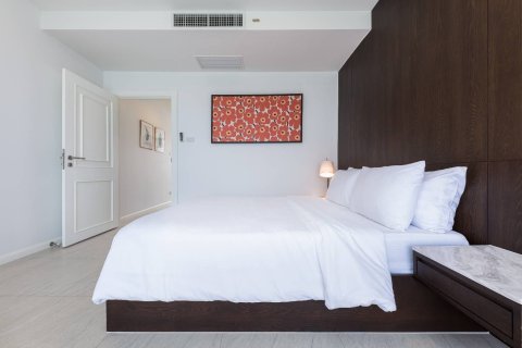 Condo in Hua Hin, Thailand, 2 bedrooms  № 169026 - photo 17