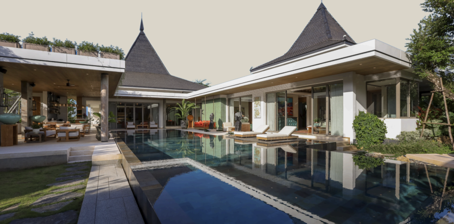 Villa in Phuket, Thailand 5 bedrooms № 169025
