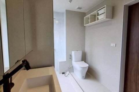 Кондоминиум с 2 спальнями в Банг Раке, Бангкок, Таиланд № 171792 - фото 6