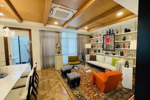 Villa in Saphan Sung, Bangkok, Thailand 5 bedrooms № 133930 - photo 15