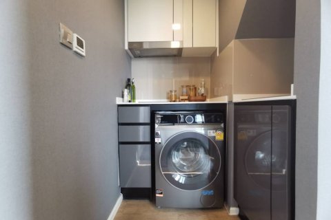 Duplex in Phra Khanong, Bangkok, Thailand 2 bedrooms № 120421 - photo 9