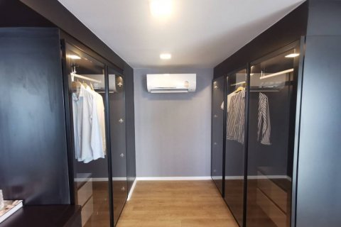 Duplex in Phra Khanong, Bangkok, Thailand 2 bedrooms № 120421 - photo 8