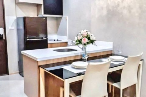 Condo in Yan Nawa, Bangkok, Thailand, 1 bedroom  № 120419 - photo 4