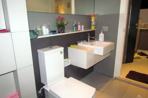 Studio in the Condo on Jomtien Beach, Pattaya, Thailand  № 204468 - photo 2