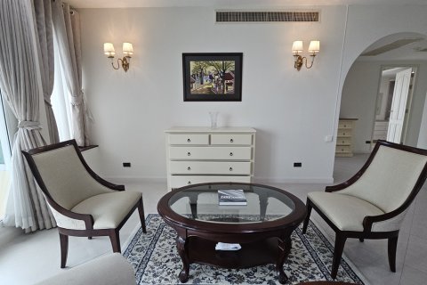 Condo à Khlong Toei, Bangkok, Thaïlande, 4 chambres № 201236 - photo 11