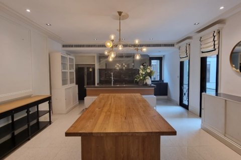 Condo à Sathon, Bangkok, Thaïlande, 3 chambres  № 201234 - photo 25