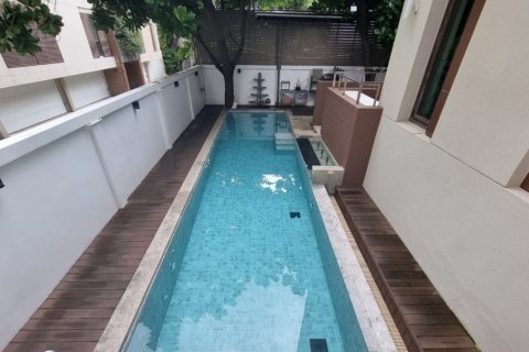 Condo à Sathon, Bangkok, Thaïlande, 3 chambres  № 201234 - photo 17
