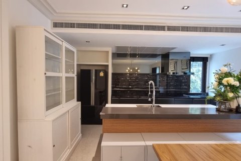 Condo à Sathon, Bangkok, Thaïlande, 3 chambres  № 201234 - photo 11