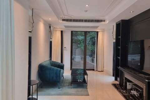 Condo à Sathon, Bangkok, Thaïlande, 3 chambres  № 201234 - photo 20