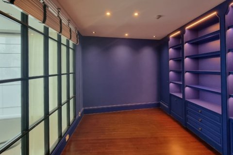 Condo à Sathon, Bangkok, Thaïlande, 3 chambres  № 201234 - photo 15