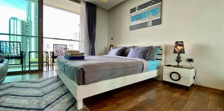 Studio in the Condo in Pattaya, Thailand № 205349