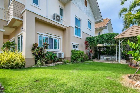 House in Chiang Mai, Thailand 5 bedrooms № 122796 - photo 6