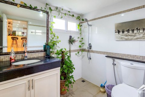 House in Chiang Mai, Thailand 5 bedrooms № 122796 - photo 15