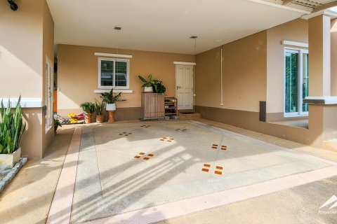 House in Chiang Mai, Thailand 5 bedrooms № 122796 - photo 3