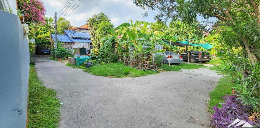 Hotel in Chiang Mai, Thailand 390 sq.m. № 122802