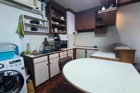 Studio dans le Condo à Chatuchak, Bangkok, Thaïlande  № 163305 - photo 3