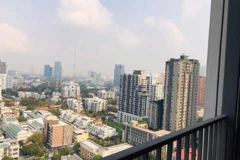 Condo à Phaya Thai, Bangkok, Thaïlande, 2 chambres  № 163307 - photo 11