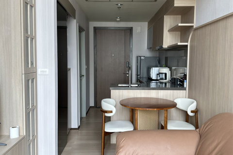 Condo in Bangkok, Thailand, 1 bedroom  № 209843 - photo 7