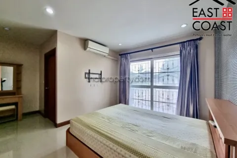 Casa de 2 dormitorios en Pattaya, Tailandia № 212345 - foto 17