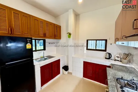 Casa de 2 dormitorios en Pattaya, Tailandia № 212339 - foto 15