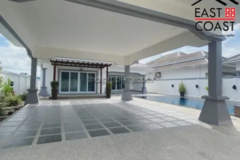 Casa de 3 dormitorios en Pattaya, Tailandia № 212344 - foto 5