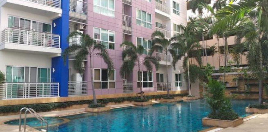 Apartment in Bangkok, Thailand 3 bedrooms № 193322