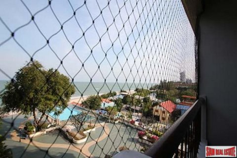 Apartment in Cha-am, Thailand 4 bedrooms № 193327 - photo 3