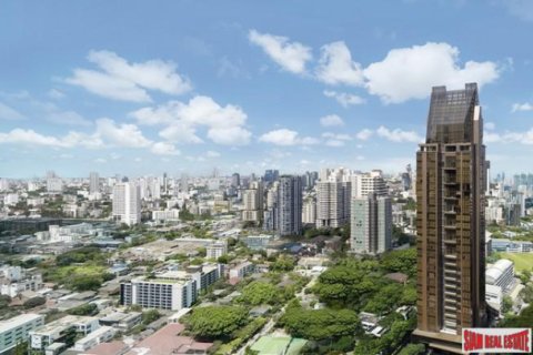 Apartment in Bangkok, Thailand 2 bedrooms № 193326
