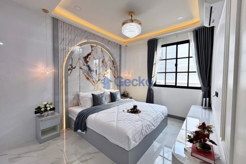 บ้านในพัทยา, ประเทศไทย 4 ห้องนอน № 195997 - รูปถ่าย 12