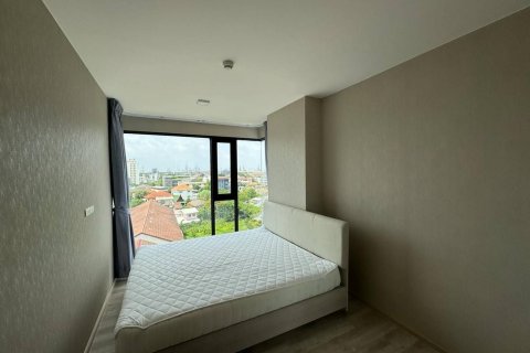 Condo in Phra Khanong, Bangkok, Thailand, 2 bedrooms  № 153118 - photo 1