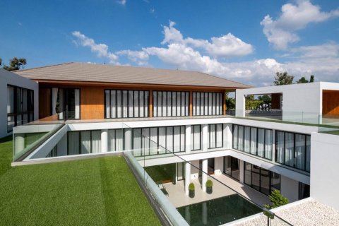 Вилла в Чиангмае, Таиланд с 5 спальнями  № 133430 - фото 4