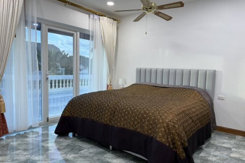 Villa à Pattaya, Thaïlande 3 chambres № 172335 - photo 15