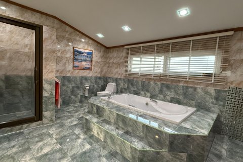 Villa à Pattaya, Thaïlande 3 chambres № 172335 - photo 18