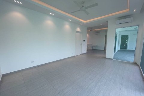 Villa in Hua Hin, Thailand 3 bedrooms № 172868 - photo 6
