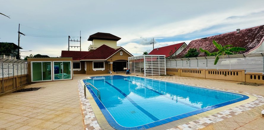 Дом в Паттайе, Таиланд с 3 спальнями  № 147254