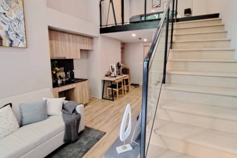 Дуплекс в Бангкоке, Таиланд с 1 спальней  № 115090 - фото 2