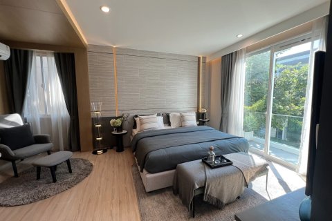 House in Samut Prakan, Thailand 4 bedrooms № 158077 - photo 11